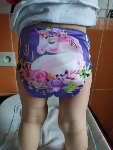 Douce licorne mauve